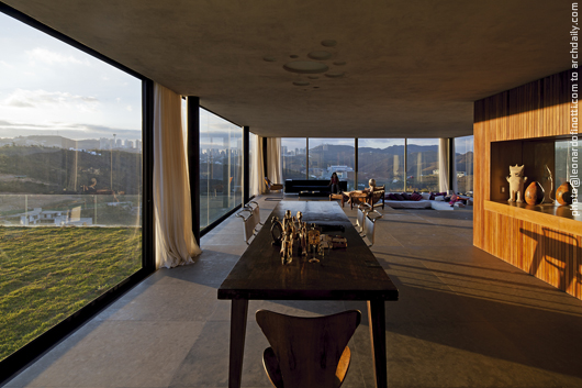 Casa EG / Play - Marcelo Alvarenga