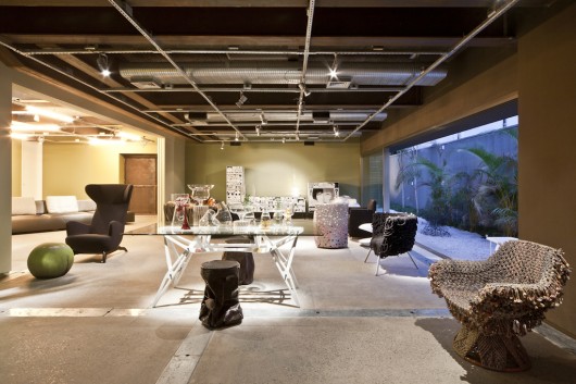Firma Casa / SuperLimão Studio + Irmãos Campana (18)