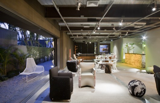 Firma Casa / SuperLimão Studio + Irmãos Campana (17)