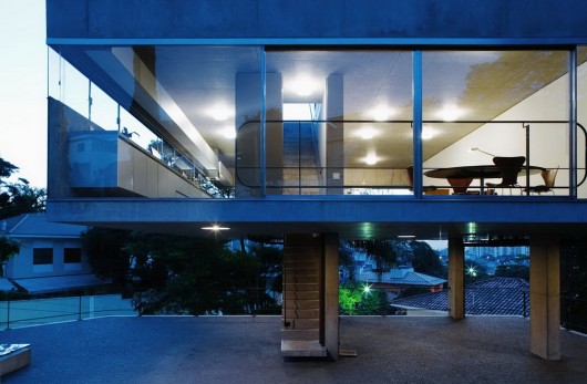 Casa e Estúdio na Vila Romana / MMBB arquitetos (9)