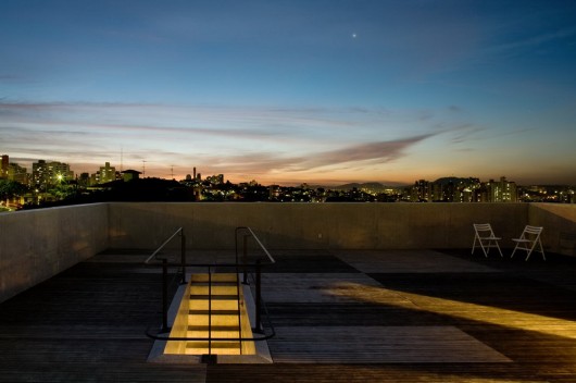 Casa e Estúdio na Vila Romana / MMBB arquitetos (10)
