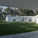 Casa em Aroeira / Aires Mateus (16) © Francisco Caseiro