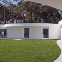 Casa em Aroeira / Aires Mateus (10) © Francisco Caseiro