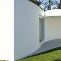 Casa em Aroeira / Aires Mateus (7) © Francisco Caseiro