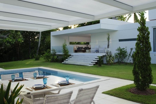 Casa Carqueija / Bento e Azevedo Arquitetos Associados (11)