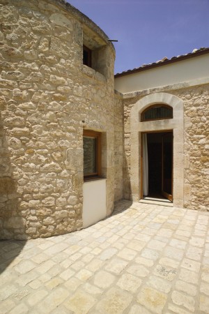 Vila Carlotta / Architrend Architecture (12)