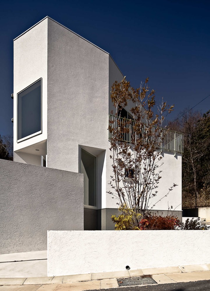 Casa Nomura 24 / Antonino Cardillo architect