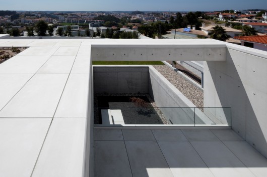 Casa em Leiria / ARX (14)