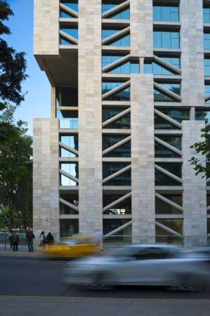 Costanera Lyon / Eugenio Simonetti + Renato Stewart (12)