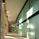 Costanera Lyon / Eugenio Simonetti + Renato Stewart (14) © Guy Wenborne