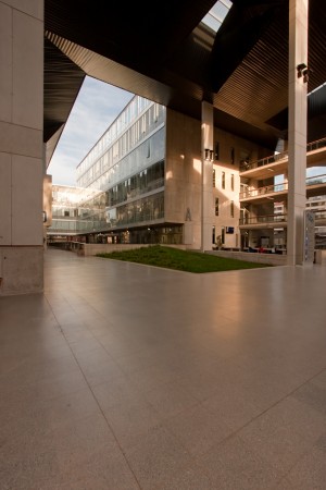Edifício Campus Almagro Norte, Universidad Central de Chile / Marsino Arquitectos (15)