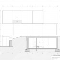 Casa em Macinhata da Seixa / Nuno Brandão Costa (23) Corte AA