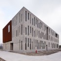 Edifício Administrativo da Companhia de Gás em Jiading / Atelier Deshaus (6) © Shu He