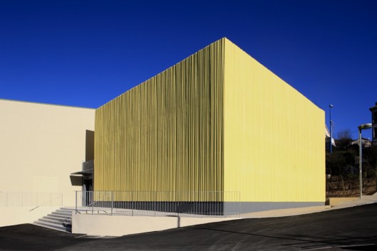 Edifício de Esportes / Heams et Michel (6)