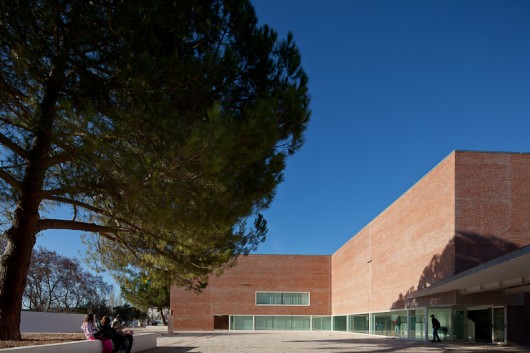 Escola em Vila Viçosa / CCG Arquitectos (2)