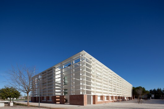Escola em Vila Viçosa / CCG Arquitectos (6)