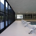 Piscinas Riberão / Pitágoras Arquitectos (15) © Luis Ferreira Alves