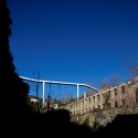 Ponte de pedestres sobre a Ribeira da Carpinteira / Carrilho da Graça Arquitectos (9) © FG + SG - Fernando Guerra, Sergio Guerra