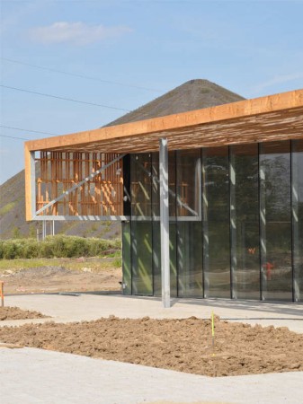 Biblioteca Multimídia e HQE Auditório / deAlzua+ & Atelier 9.81 (6)
