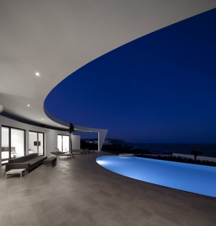 Casa Colunata / Mario Martins Atelier (23)