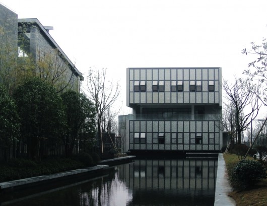 'Cubo de Lata' / Archi Union Architects Inc (8)