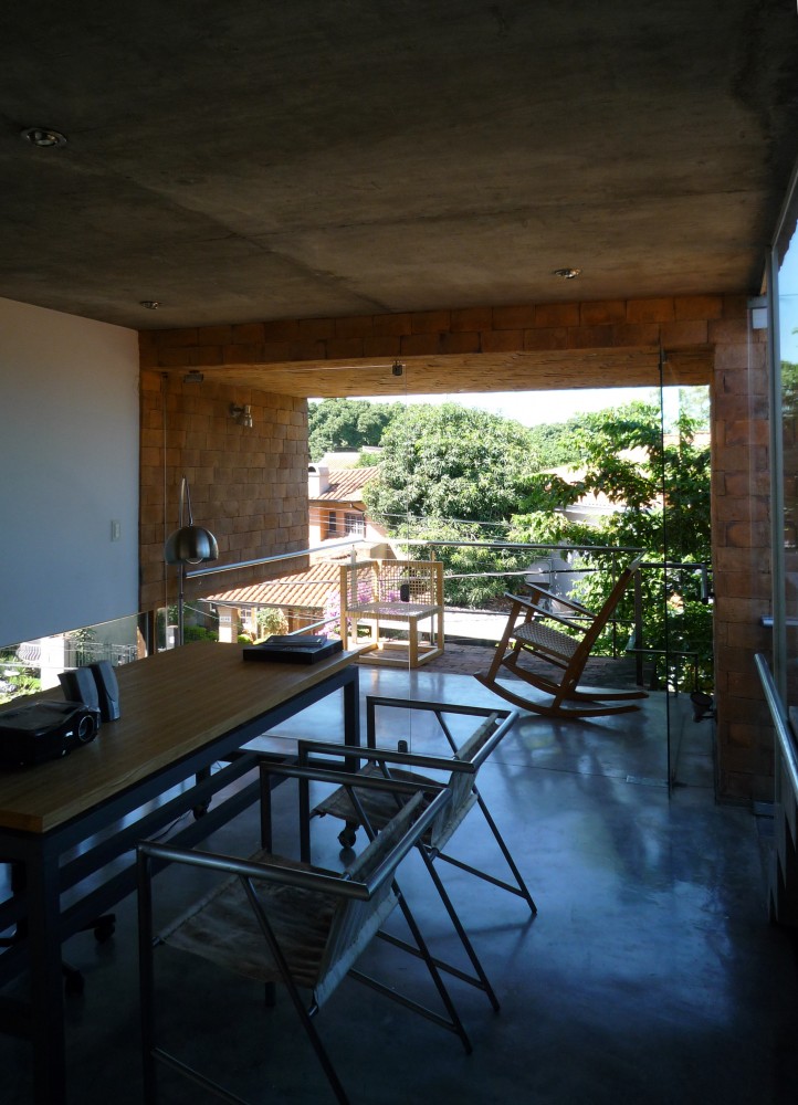 Edifício Mburicao / Estudio ELGUE
