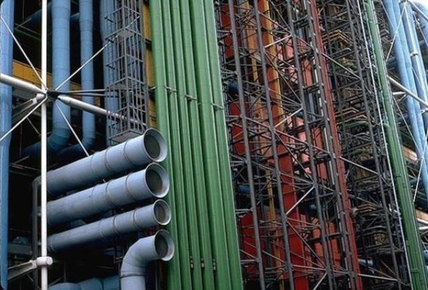 Clássicos da Arquitetura: Centro Georges Pompidou / Renzo Piano + Richard Rogers
