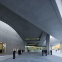 Museu MAXXI / Zaha Hadid Architects (12) © Iwan Baan