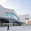 Museu MAXXI / Zaha Hadid Architects (1) © Iwan Baan