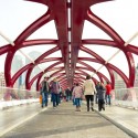 Ponte da Paz / Santiago Calatrava (1) © Ian Harding Photography