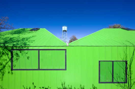 Salas de Classes Atrapa Luz / LAND Arquitetos (19) © Sergio Pirrone