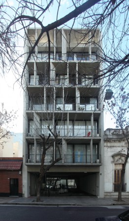 Edifício EEUU 4263 / BAK Arquitectos (13)