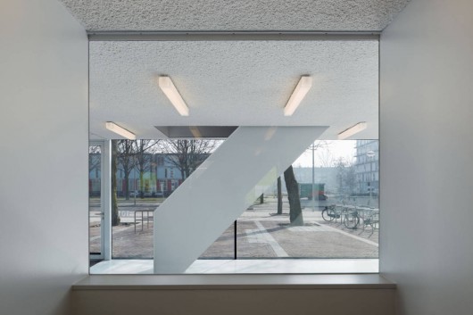 Centro da Juventude em Amsterdão / Atelier Kempe Thill (4)