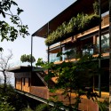 Casa no Guarujá / Bernardes Jacobsen (15) © Leonardo Finotti