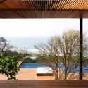 Casa no Guarujá / Bernardes Jacobsen (1) © Leonardo Finotti