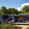 Container Guest House / Poteet Architects (23) © Chris Cooper