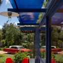 Container Guest House / Poteet Architects (17) © Chris Cooper