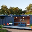 Container Guest House / Poteet Architects (10) © Chris Cooper