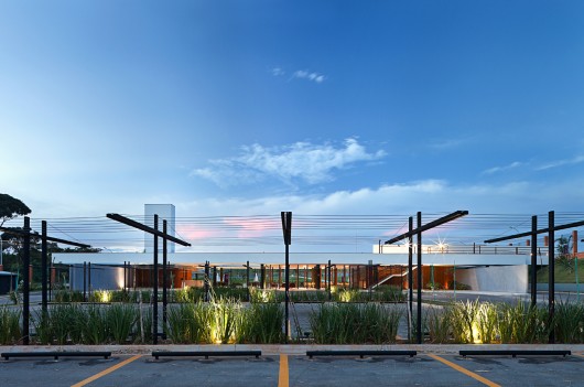 Clube Alphaville Brasília / DOMO Arquitetos (1)