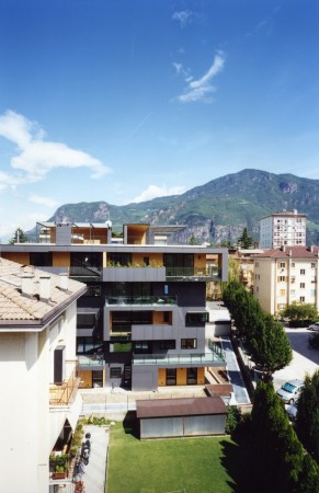 Vila Urbana Domus Radicalis / Metrogramma (3)
