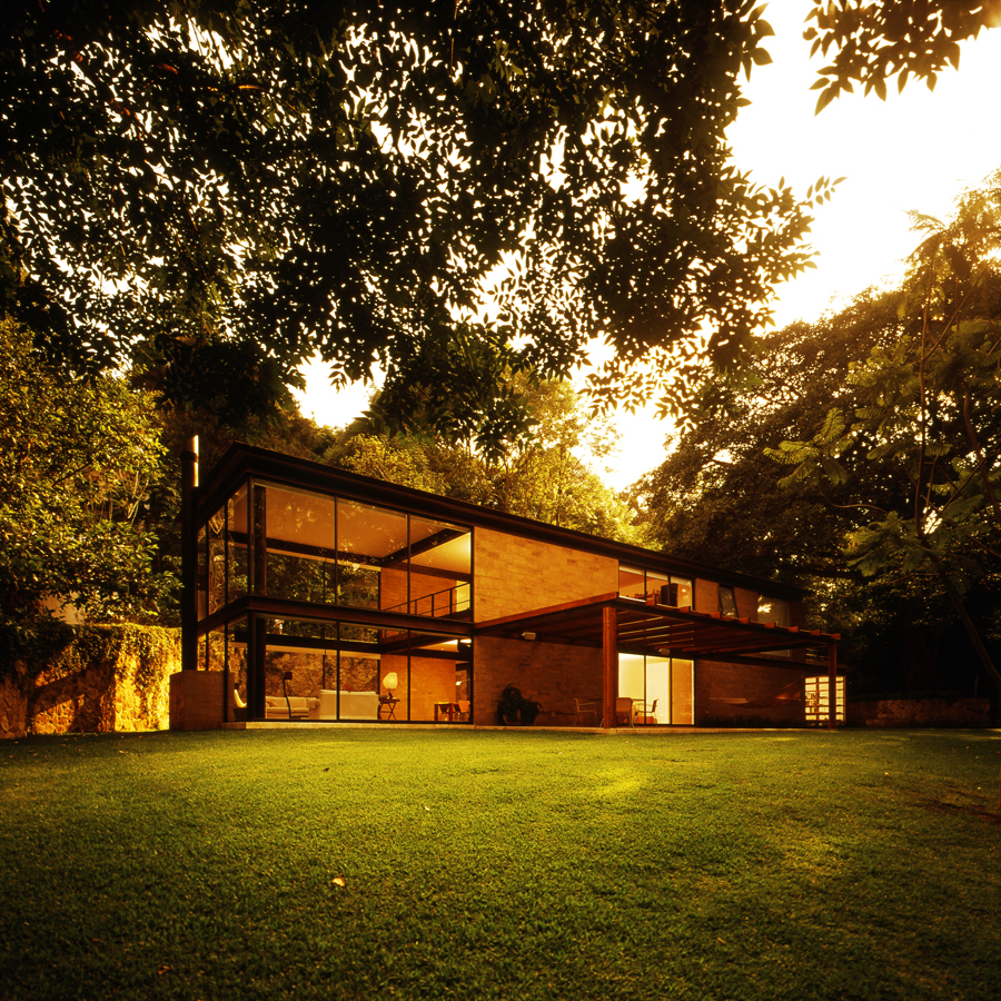 Casa Aquino / Augusto Fernández Mas (K+A Diseño)