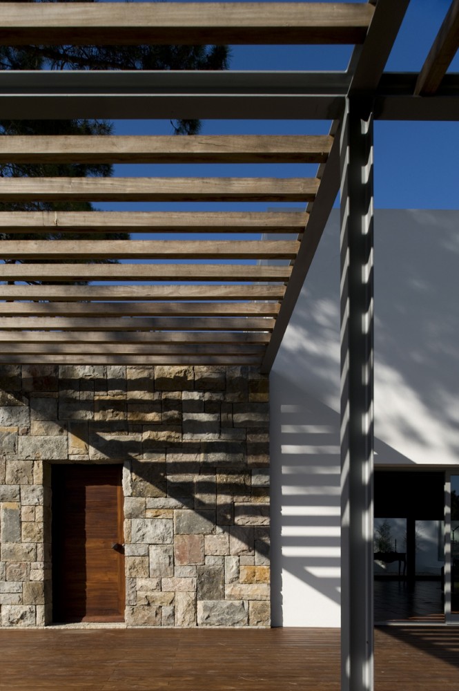 Casa no Banzão ll / Frederico Valsassina Arquitectos Casa no Banzão ll / Frederico Valsassina Arquitectos