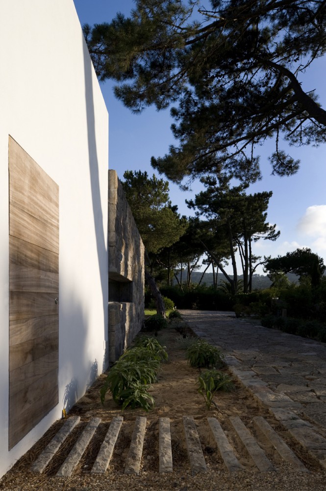 Casa no Banzão ll / Frederico Valsassina Arquitectos Casa no Banzão ll / Frederico Valsassina Arquitectos