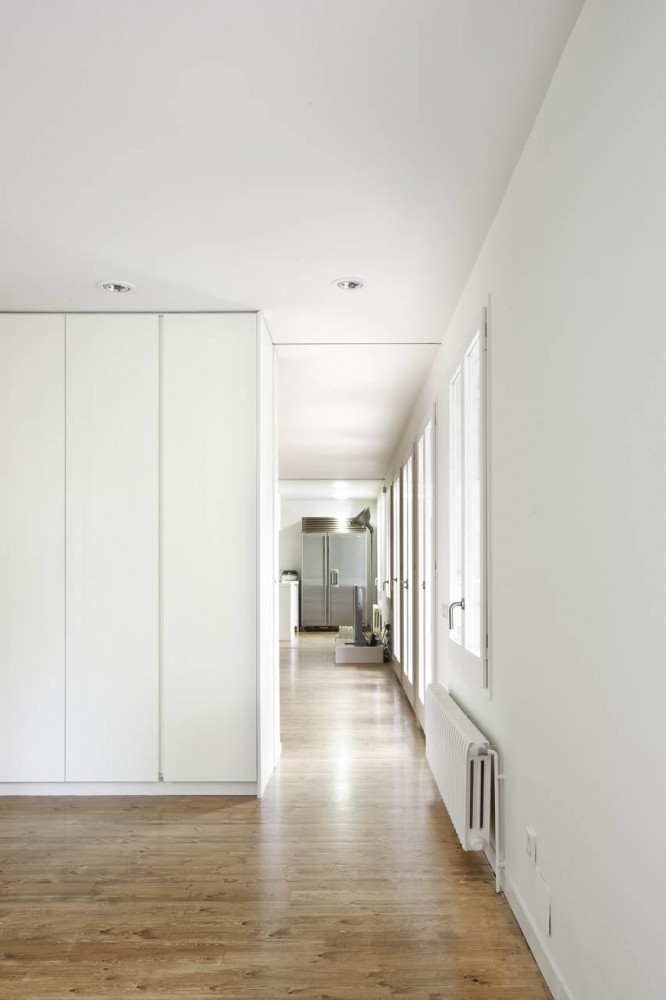 Reforma interior de uma habitação em Barcelona / Marià Castelló Martínez
