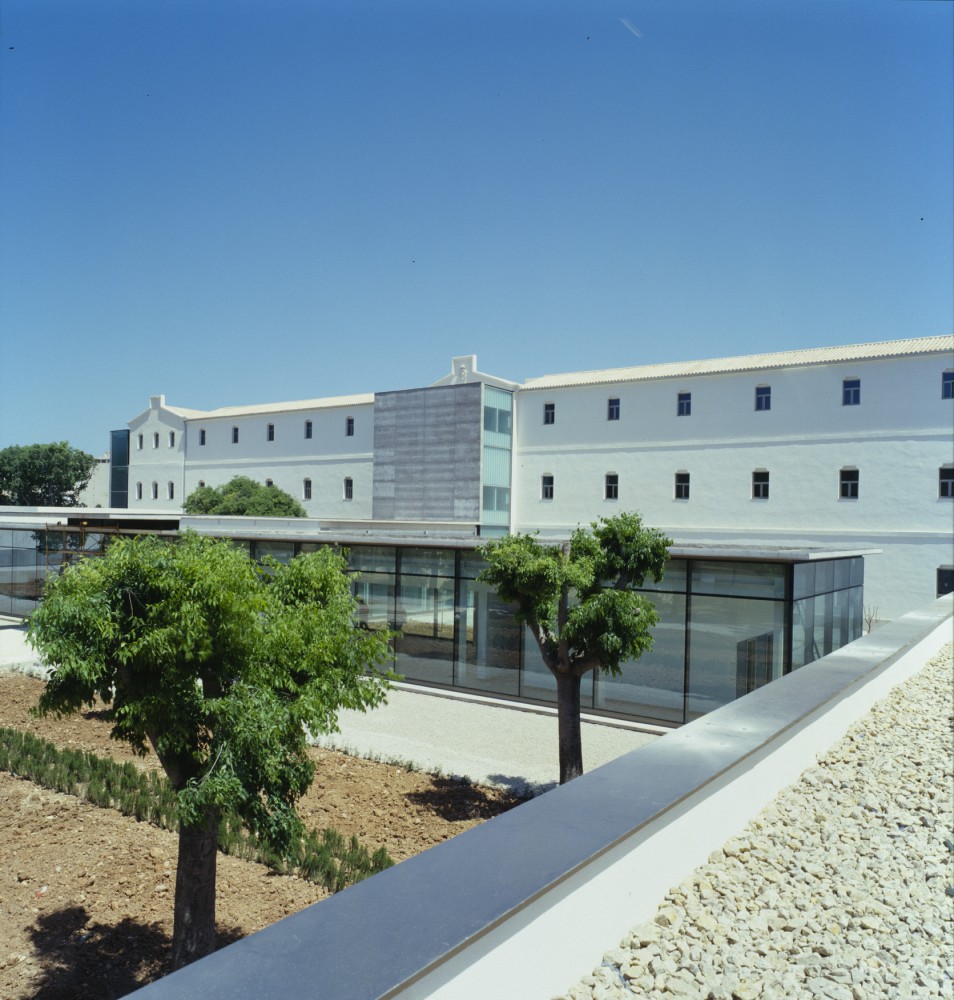 Hospital de Psicogeriatría / CMV Architects