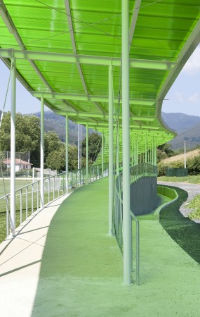 Campo de Futebol Sopuerta / JAAM sociedad de arquitectura (9)