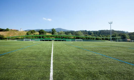 Campo de Futebol Sopuerta / JAAM sociedad de arquitectura (6)