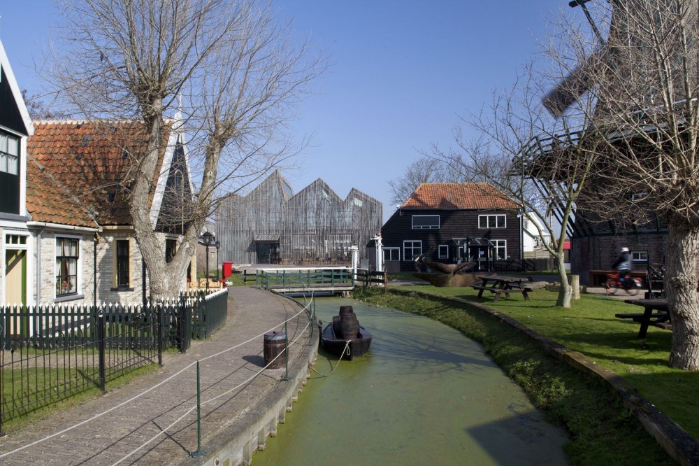 Imagens via ArchDaily Imagens via ArchDaily