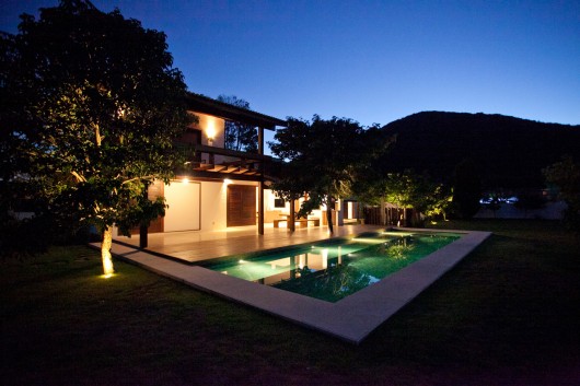 Casa no Rio Vermelho / Mauri Gomes (3)