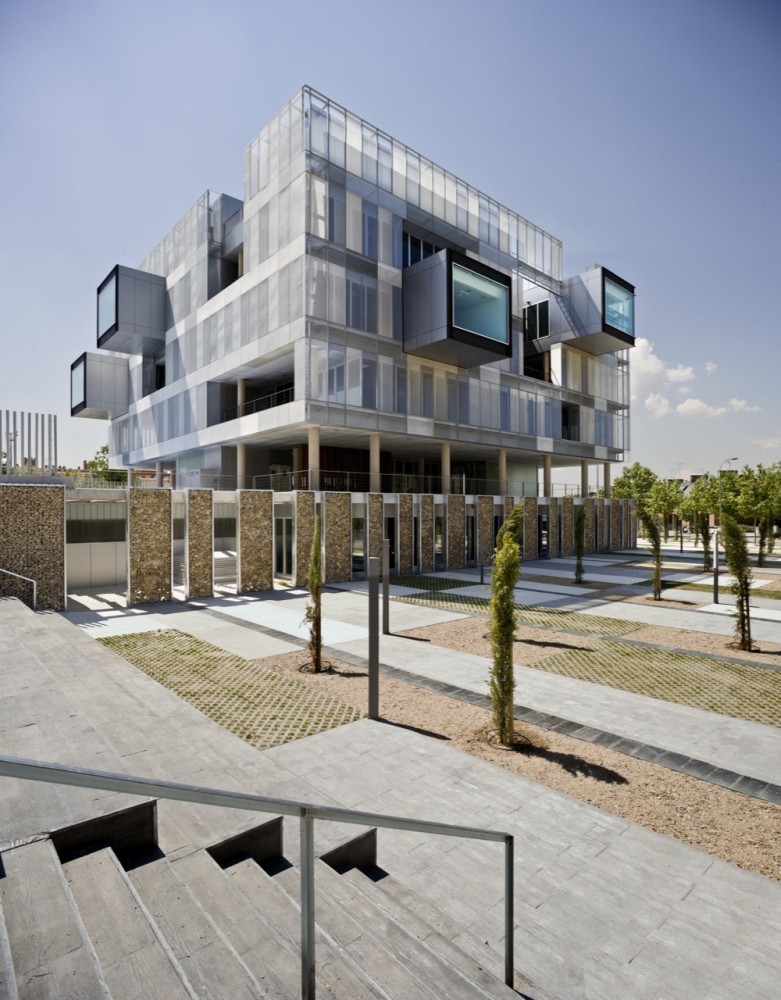 Technal na nova Estação Fuencarral-El Pardo / VOLUAR Arquitectura